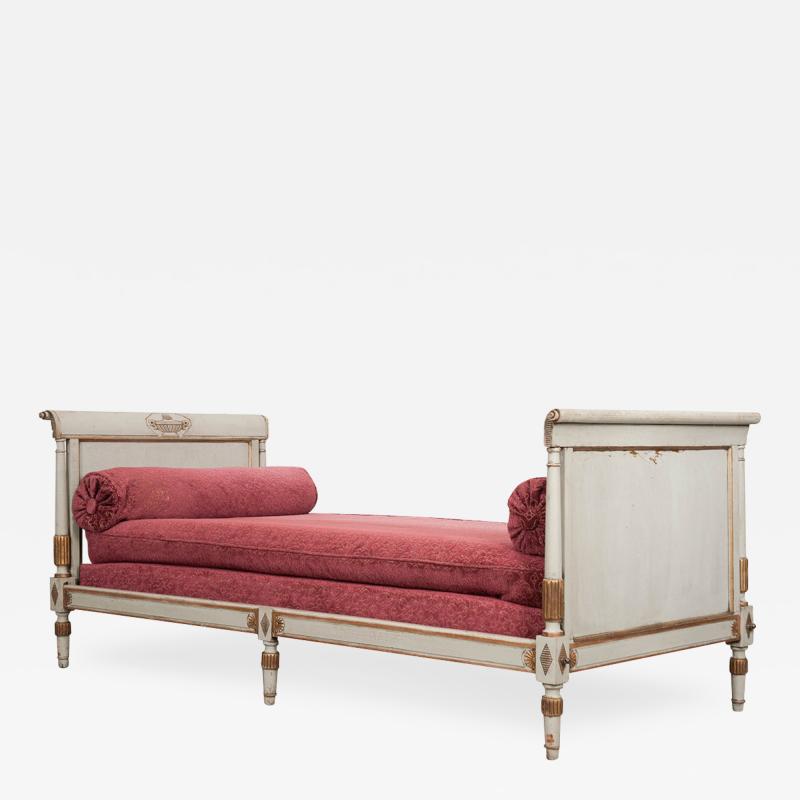 French 19th Century Neoclassical Style Daybed