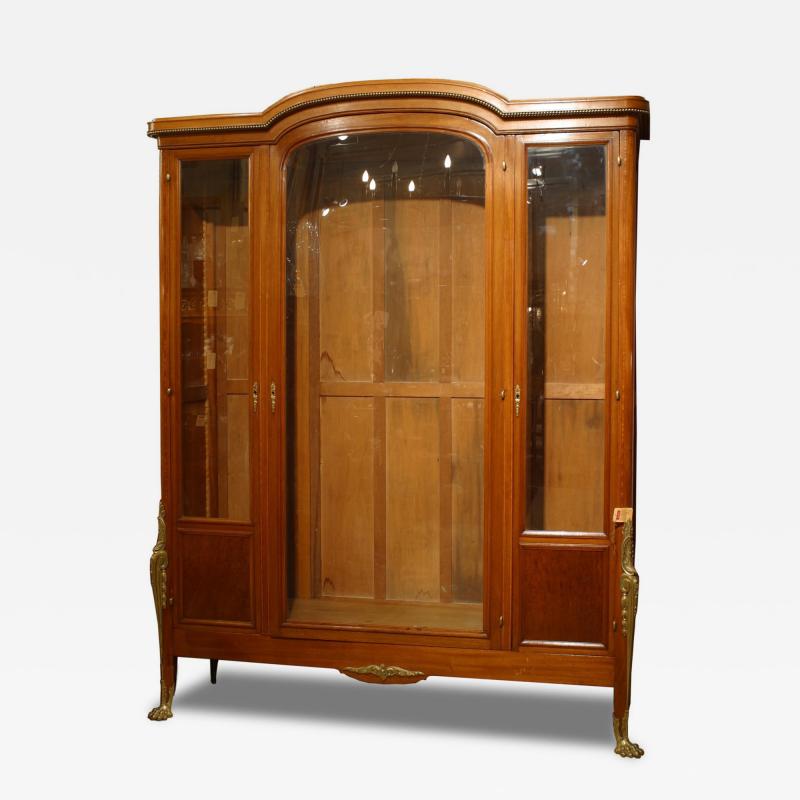 French Victorian Walnut Bookcase