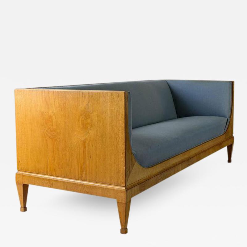 Frits Henningsen Frits Henningsen Sofa