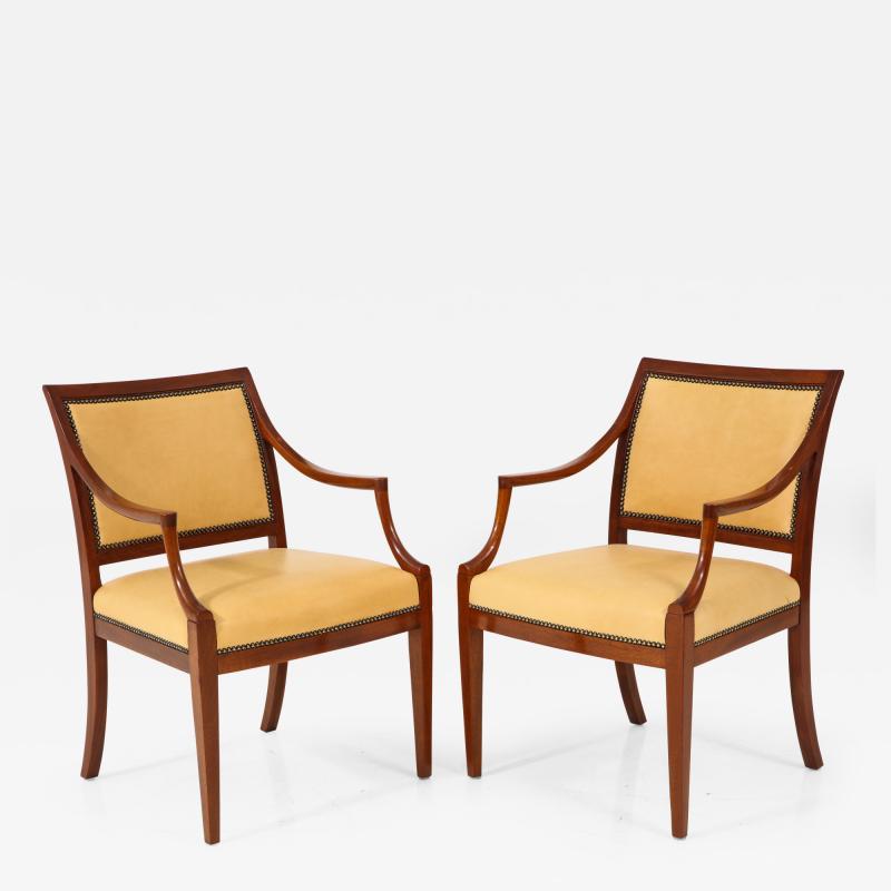 Frits Henningsen Pair of Frits Henningsen Mahogany and Leather Open Armchair circa 1940s