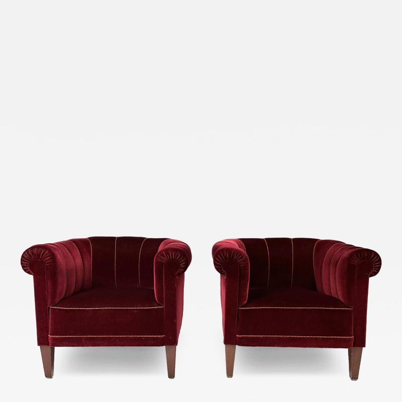 Fritz Hansen Pair of 1940s Swedish Lounge Chairs