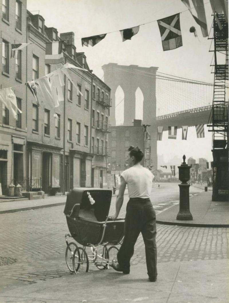Fritz Henle Father at the Brooklyn Bridge