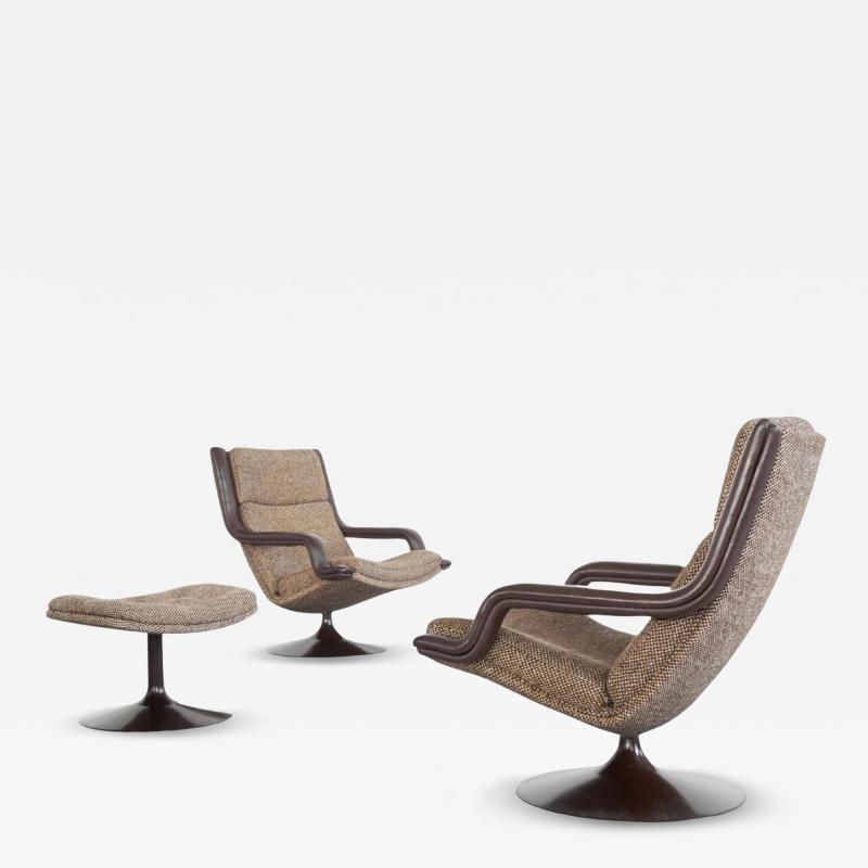 Geoffrey Harcourt Geoffrey Harcourt Pair of F152 Lounge Chairs with Ottoman for Artifort 1975