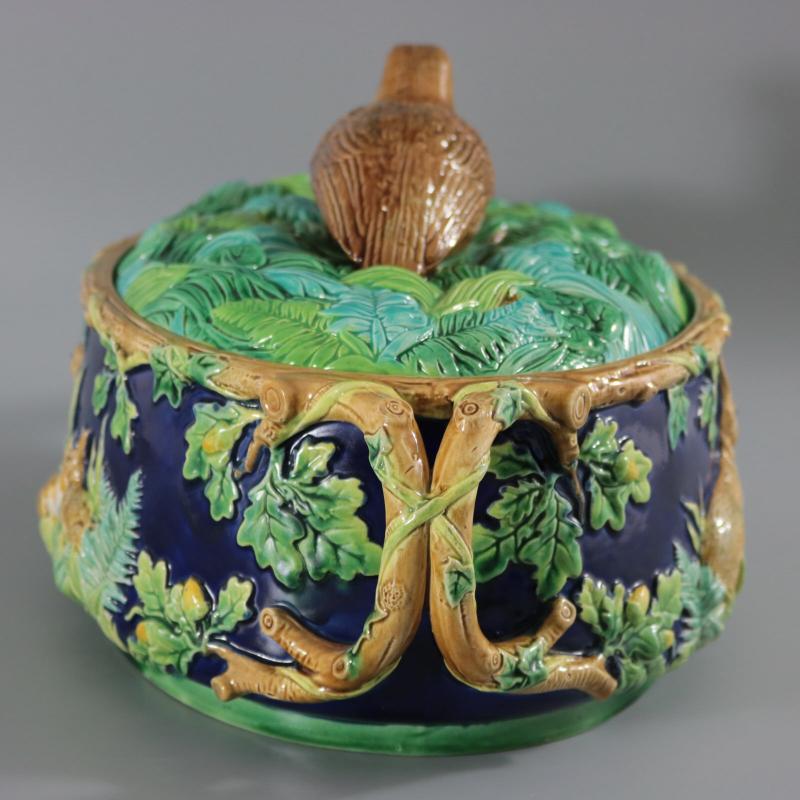 Jones Majolica Partridge Game Pie Dish