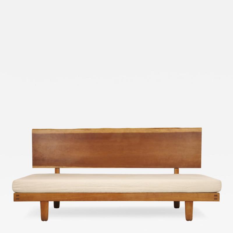 George Nakashima Exceptionally Rare First Edition Daybed by George Nakashima