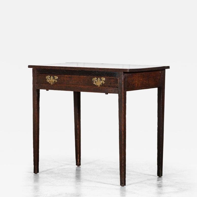 Georgian English Oak Side Table