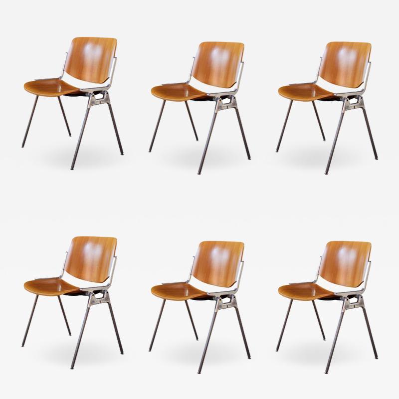 Giancarlo Piretti Set of Six 1960s Giancarlo Piretti Stackable Chairs for Castelli