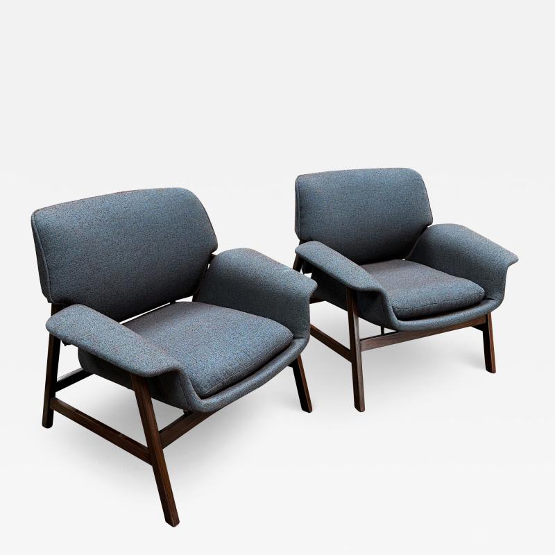 Gianfranco Frattini Pair of Armchairs by Gianfranco Frattini for Cassina