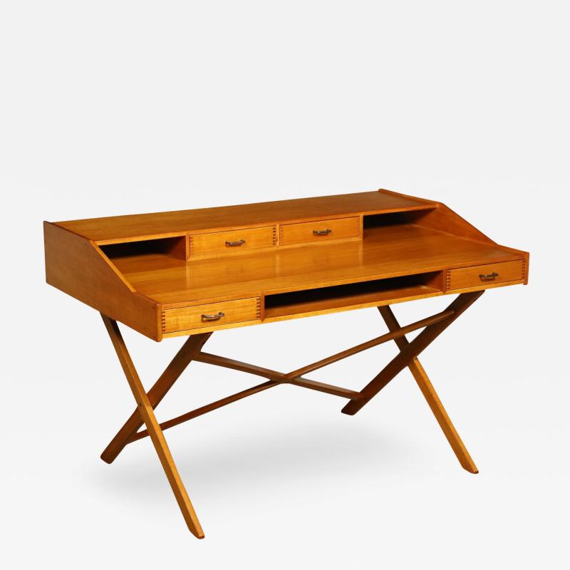 Gianfranco Frattini Writing desk from the late 1950s