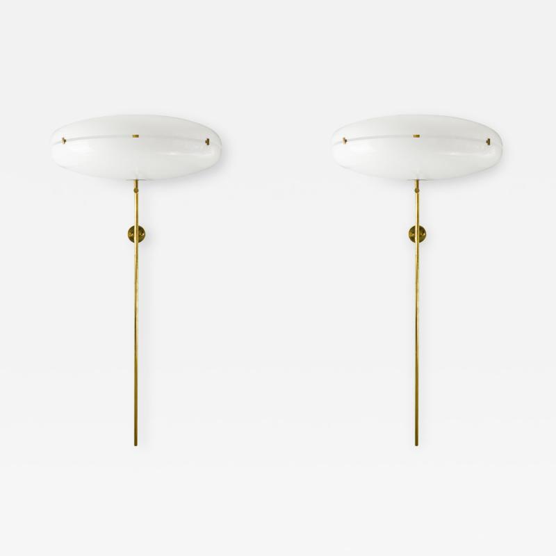 Gino Sarfatti Pair of sculptural wall lights model no 206 1955