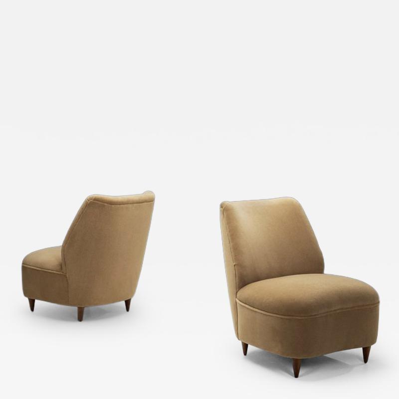 Gio Ponti Pair of Lounge Chairs in the manner of Gio Ponti Italy Mid 20th Century