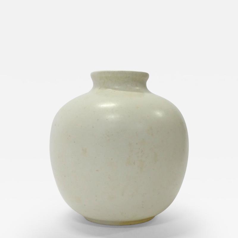 Giovanni Gariboldi Giovanni Gariboldi White Vase for Richard Ginori Italy 1950s