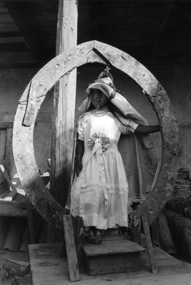 Graciela Iturbide Vi rgen nin a Virgin Child Ocumichu Michoaca n