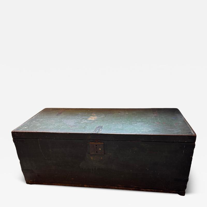 Green Storage Trunk