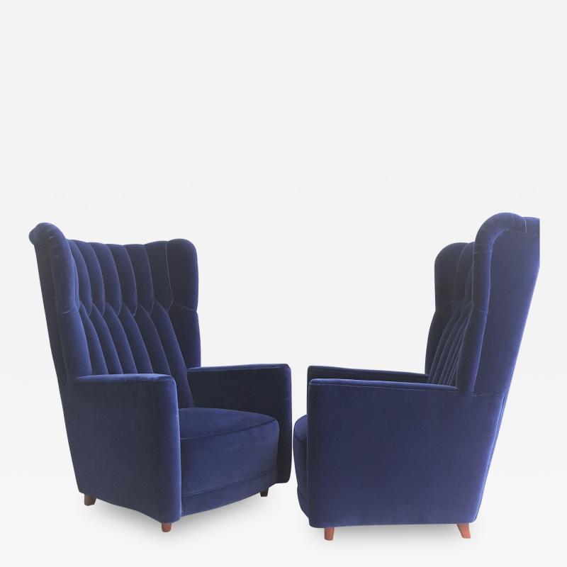 Guglielmo Ulrich Pair of blue velvet upholstered chairs by Guglielmo Ulrich