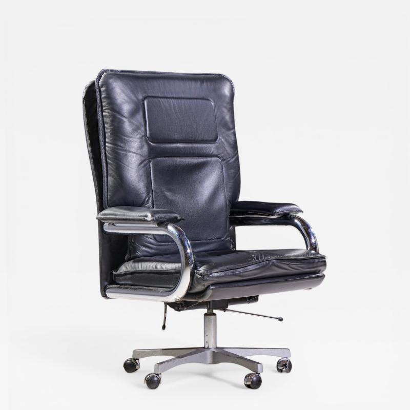 Guido Faleschini Guido Faleschini for Mariani Mid Century Big Executive Leather Desk Chair