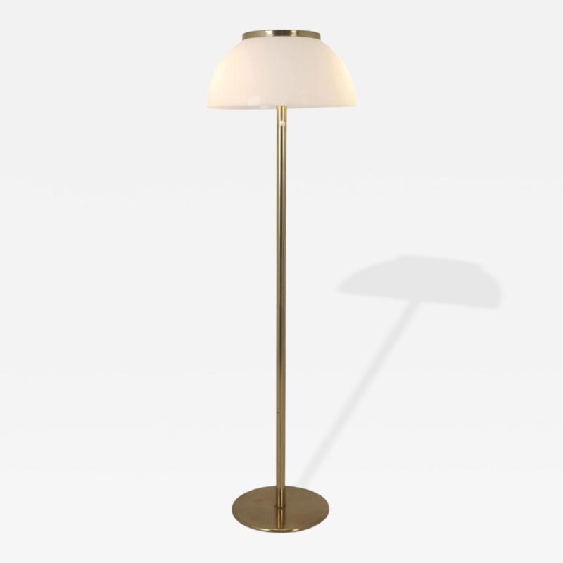 HEIKKI TURUNEN Heikki Turunen Senior Series Brass Acrylic Floor Lamp Model 930 147 Orno 1970s