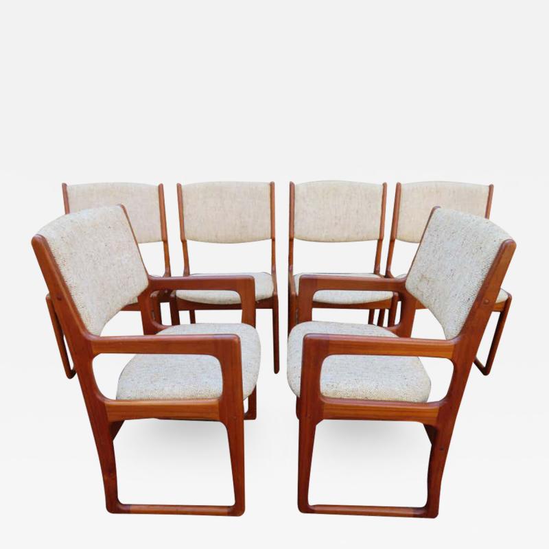 Handsome Set of 6 Danish Benny Linden Teak Dining Chairs Mid Century Modern