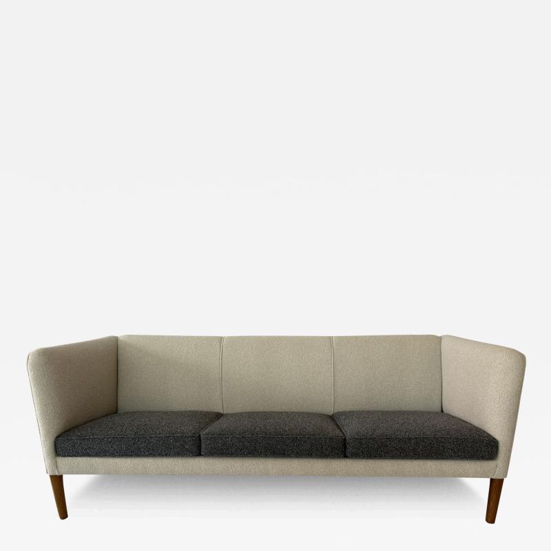 Hans Wegner AP 18S Sofa