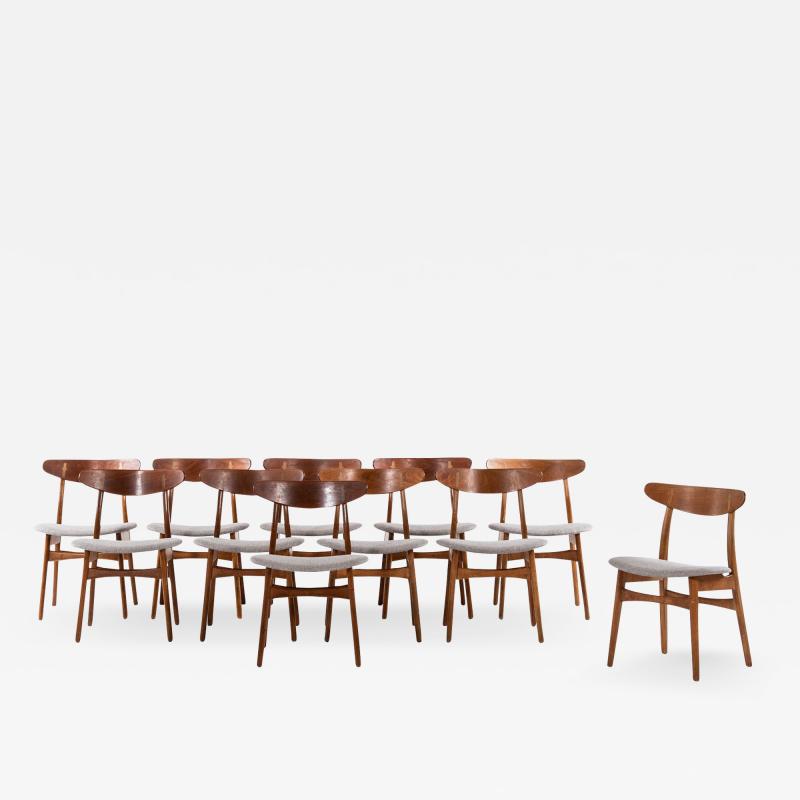 Hans Wegner Dining Chairs Model CH 30 Produced by Carl Hansen Son