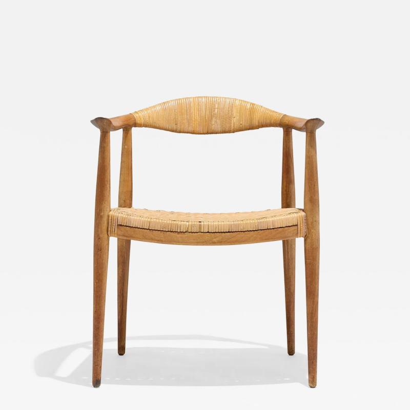 Hans Wegner First Generation Hans Wegner Round Chair in Oak and Cane