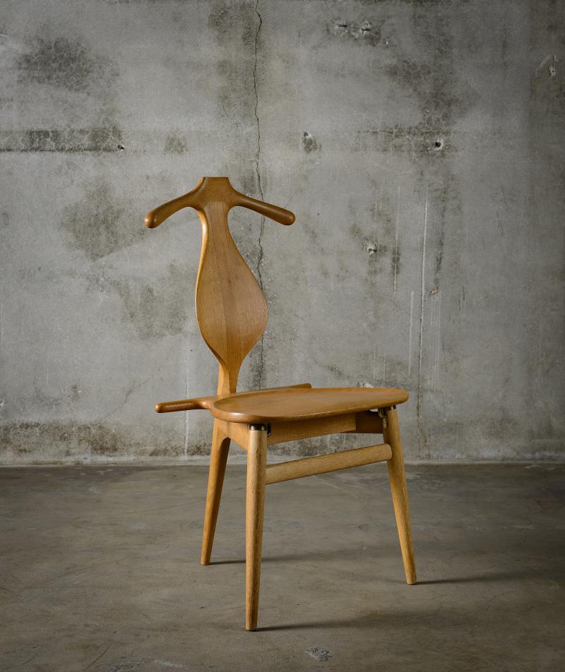 Hans Wegner Hans J. Wegner Valet Chair