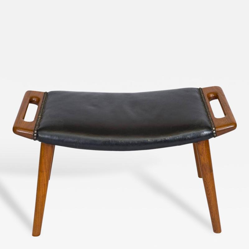 Hans Wegner Hans Wegner AP 29 Papa Bear Footstool