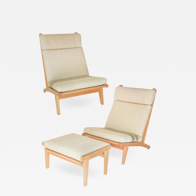 Hans Wegner Hans Wegner Chairs with Ottoman