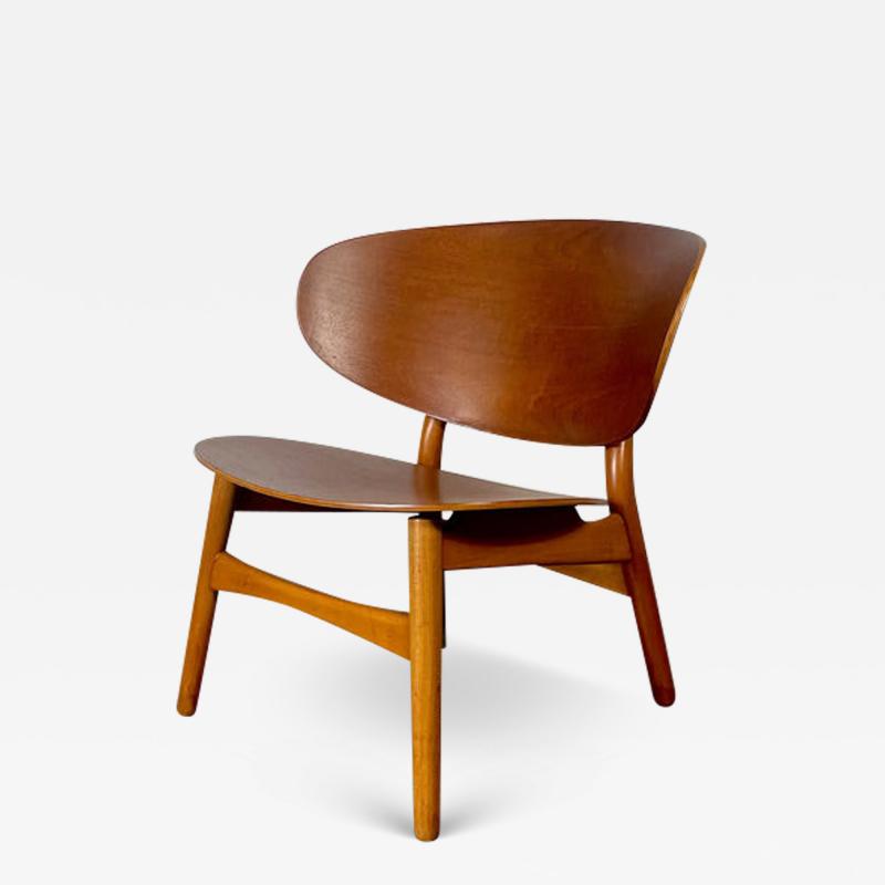 Hans Wegner Hans Wegner FH1936 Shell Chair in Teak and Beach by Fritz Hansen