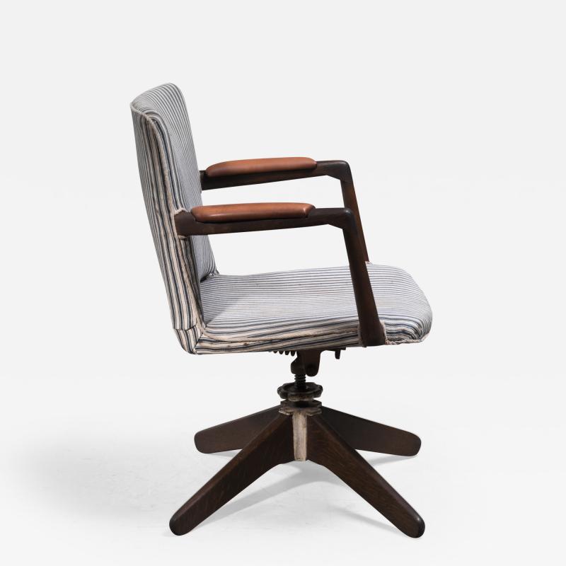 Hans Wegner Hans Wegner Oak office chair Plan M bler Denmark 1940s