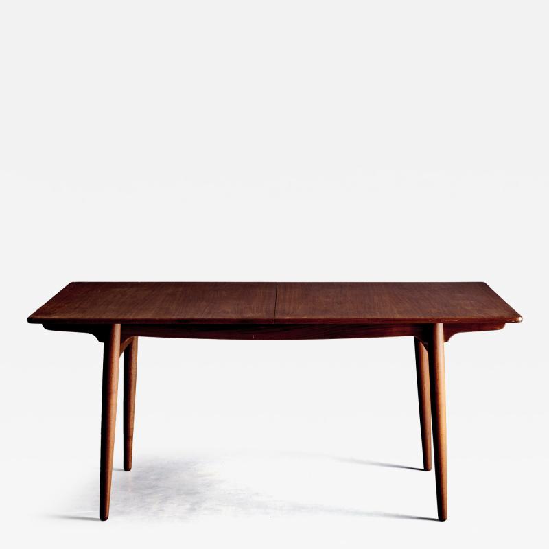 Hans Wegner Hans Wegner extendable Dining Table in Teak Wood for Andreas Tuck