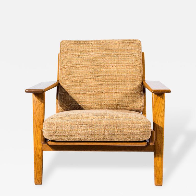 Hans Wegner Pair of Hans Wegner GE 290 Lounge Chairs