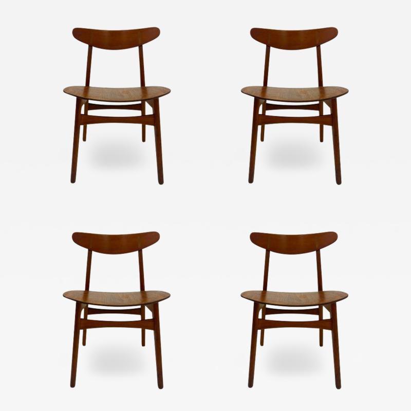 Hans Wegner Set of 4 Hans Wegner CH 30 dining chair for Carl Hansen and Son