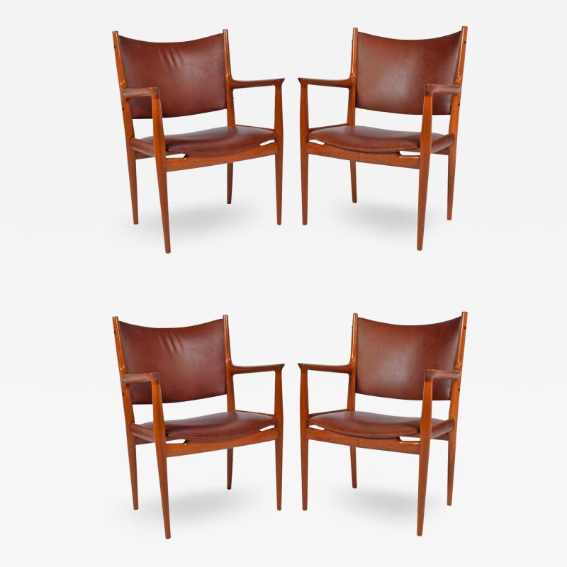 Hans Wegner Set of 4 left Hans Wegner JH513 Arm Chairs