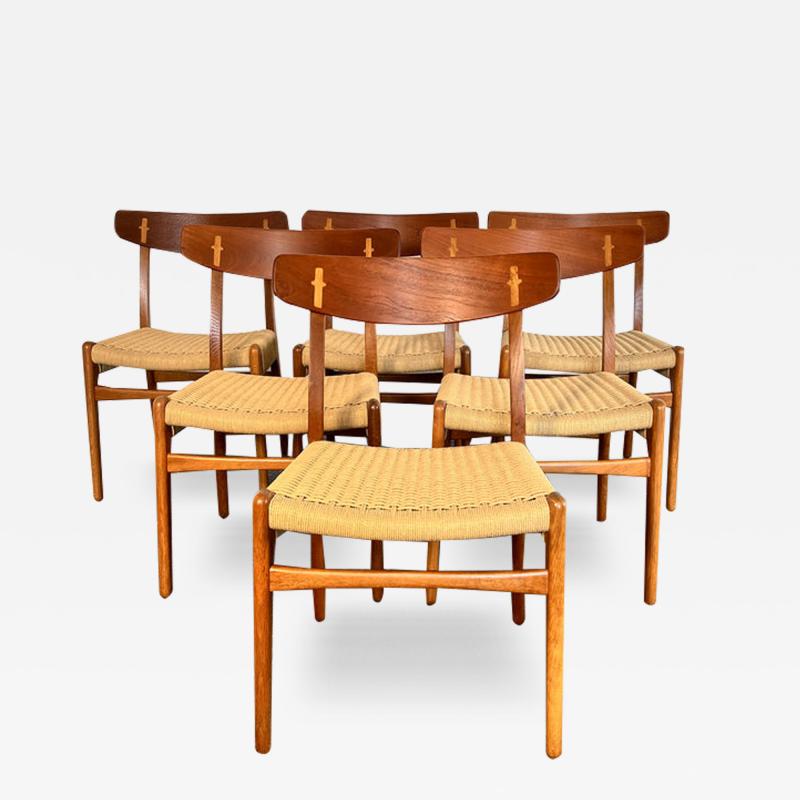 Hans Wegner Set of 6 Hans Wegner CH23 Dining chairs in Teak Oak and Danish Cord