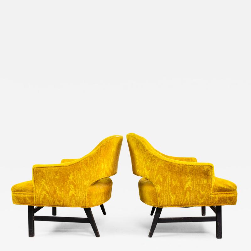 Harvey Probber Pair of Upholstered Lounge Chairs by Harvey Probber US 1960s