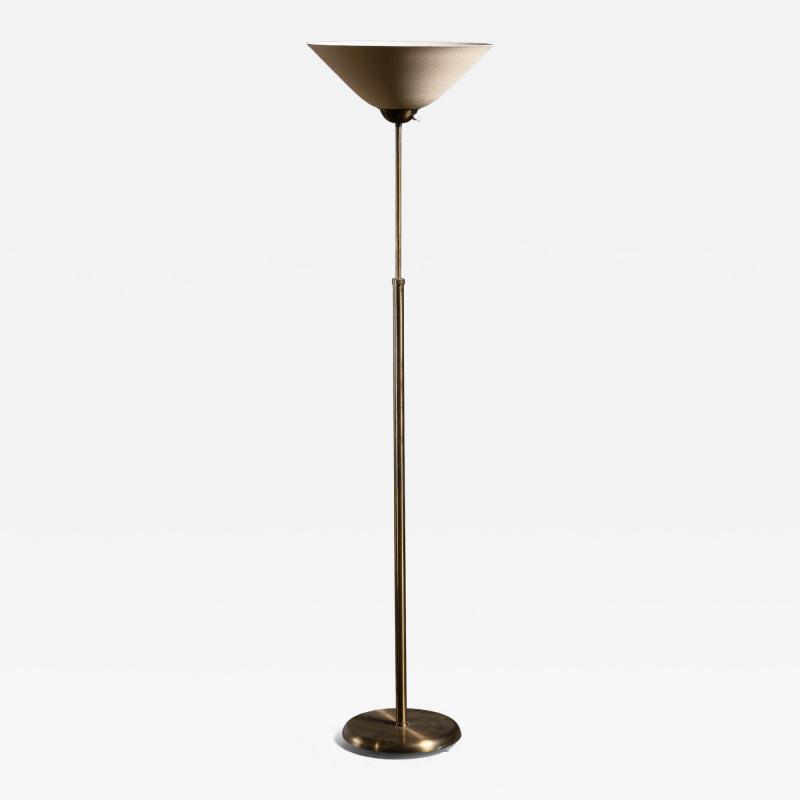 Height adjustable floor lamp