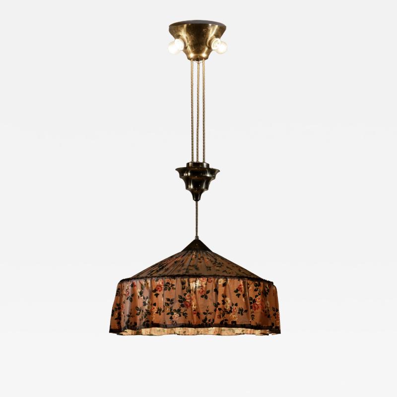 Height adjustable pendant