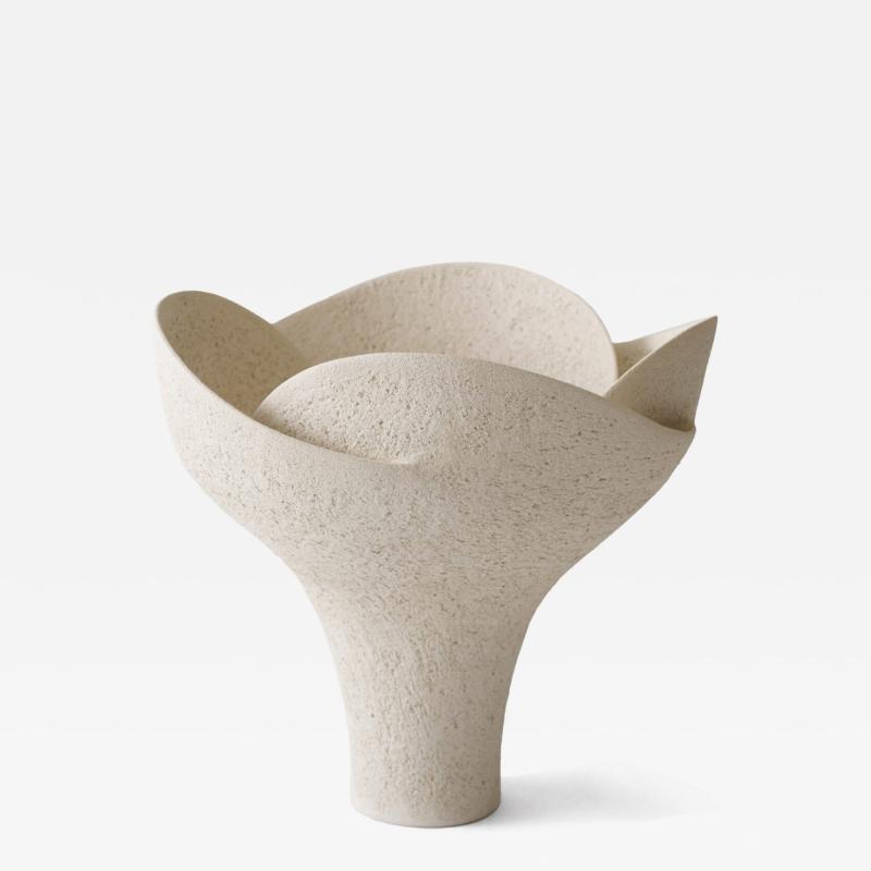 Helle Damkjaer RAW FLOWER VESSEL