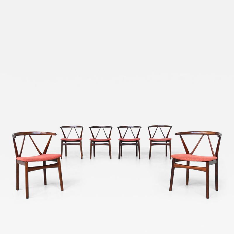 Henning Kjaernulf Henning Kjaernulf dining chairs 255 in rosewood Bruno Hansen Denmark 1960