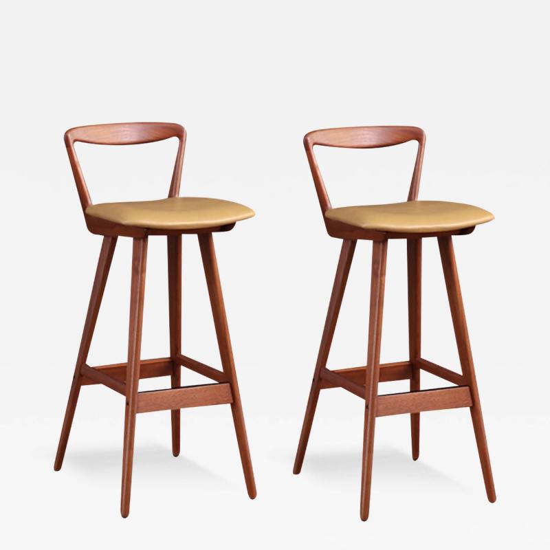 Henry Rosengren Hansen Henry Rosengren Hansen Teak Leather Bar Stools