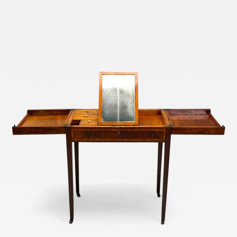Hepplewhite Dressing Table or Vanity England Early 19th C Mahogany Refinish
