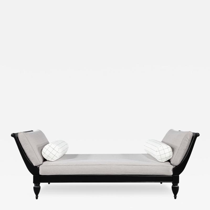 Hollywood Regency Italian Style Daybed Lounger in Black