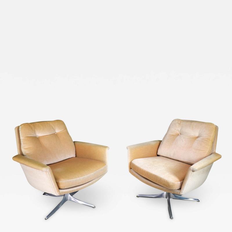 Horst Bruning Pair Horst Br ning mid century Cedia Swivel Chairs