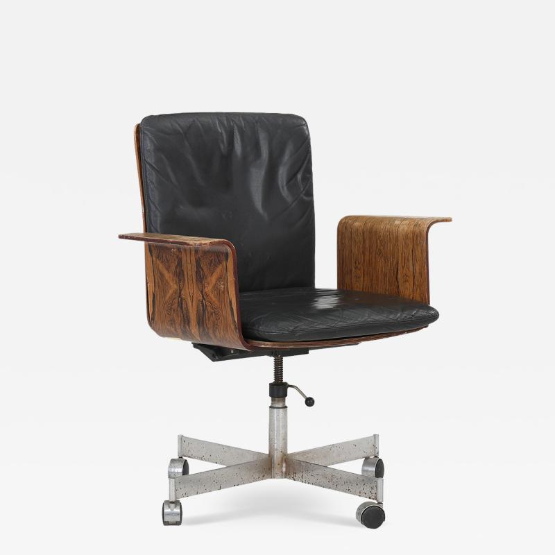 Ib Jorgen Rasmussen Ib J rgen Rasmussen Kevi swivel office chair in rosewood leather