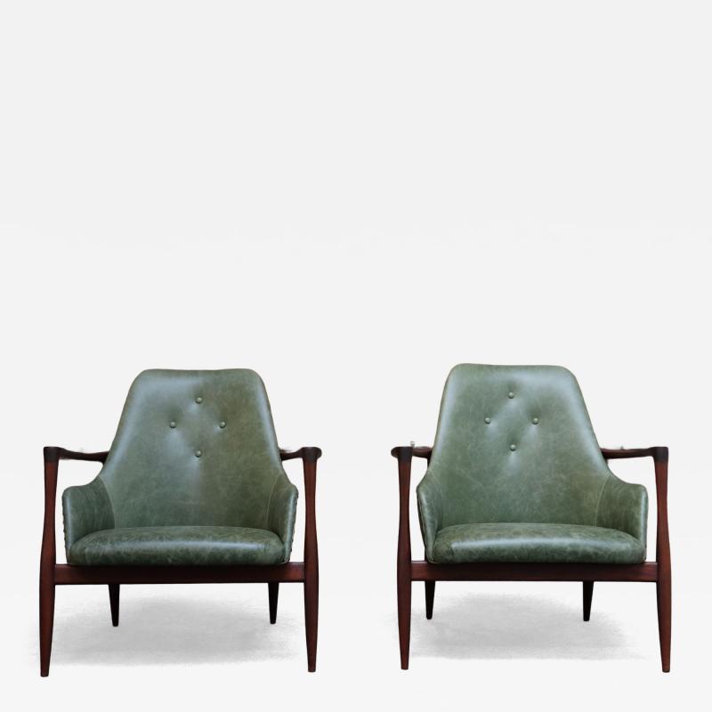 Ib Kofod Larsen Pair of Scandinavian Modern Sculptural Walnut and Leather Petite Lounge Chairs