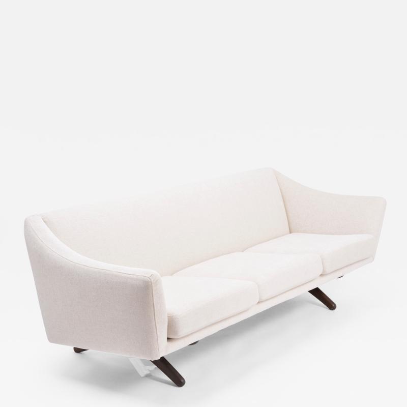 Illum Wikkels Beige Reupholstered Danish Midcentury sofa model ML140 by Illum Wikkels 