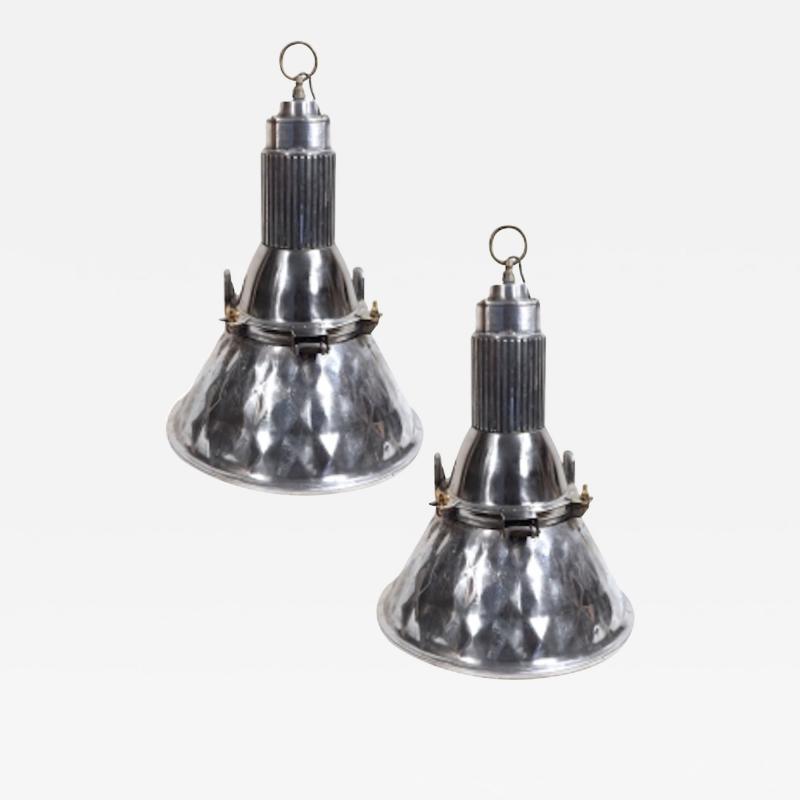 Industrial Hanging Fixtures