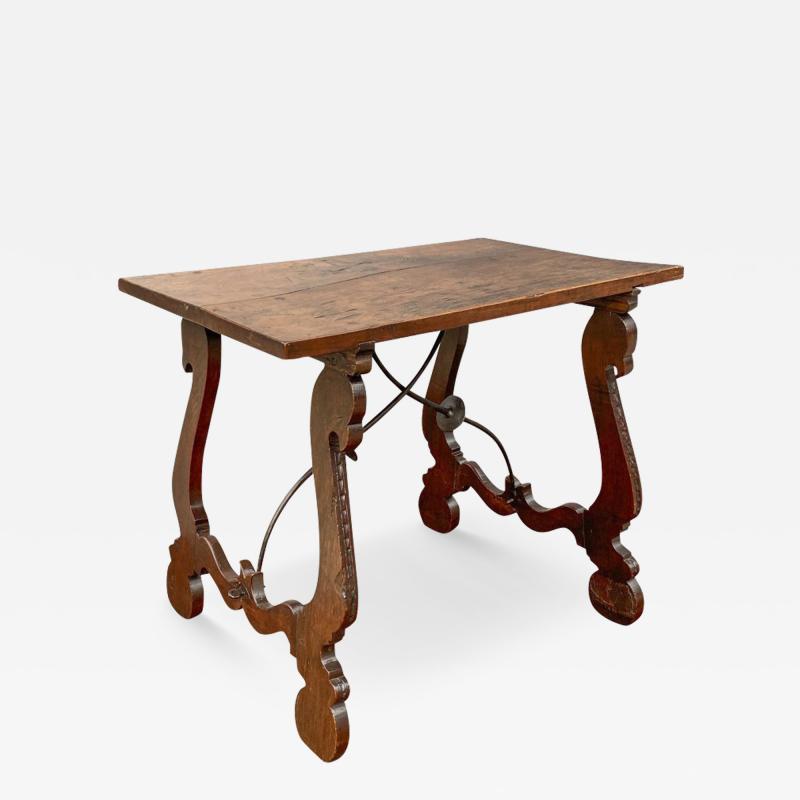 Italian Baroque Walnut Side Table