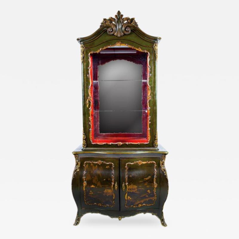 Italian Bomb Louis XV Style Gilt Bronze Mounted Japanned Vitrine